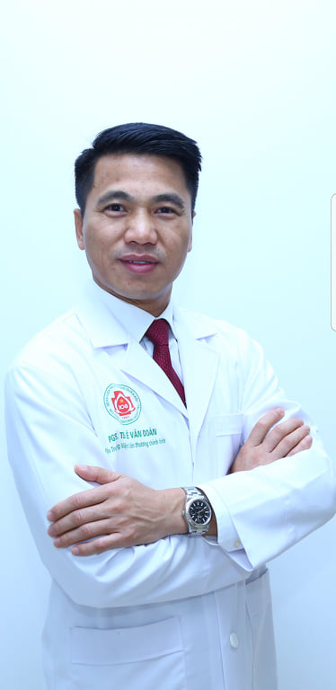 Phó giáo sư. Tiến sỹ Lê Văn Đoàn