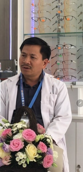  Bác sĩ CKII Lê Văn Giang