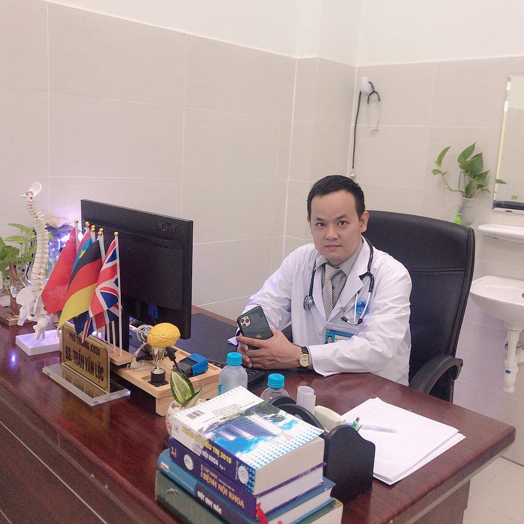 Bác sĩ CK1 Trần Văn Lộc